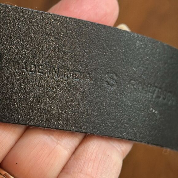 Chico’s black leather belt with hammered silver & rhinestones hook buckle - Picture 5 of 9